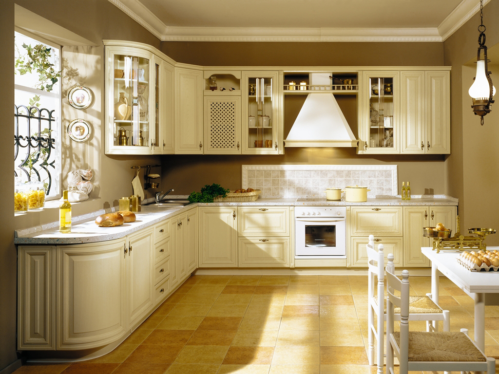 Кухни классика светлые угловые фото в интерьере